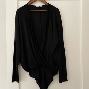 NWT Zara black top